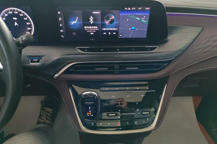 Used Buick GL8 2022 Facelift Avenir Aivia Six-Seat Deluxe Edition
