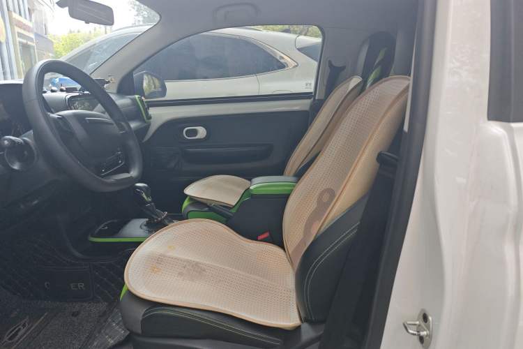 Used Roewe Clever 2021 302km All-Round Version Left Front Seat