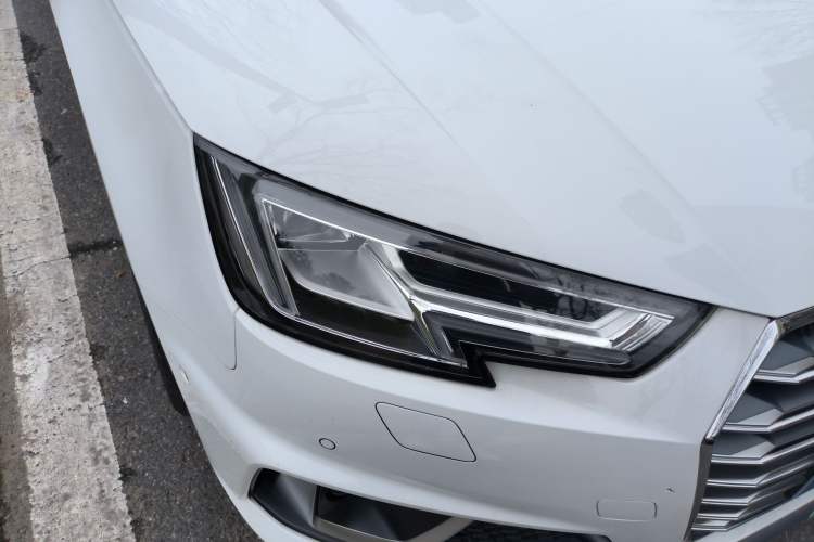 Used Audi A4L 2019 40 TFSI Sporty Version China VI