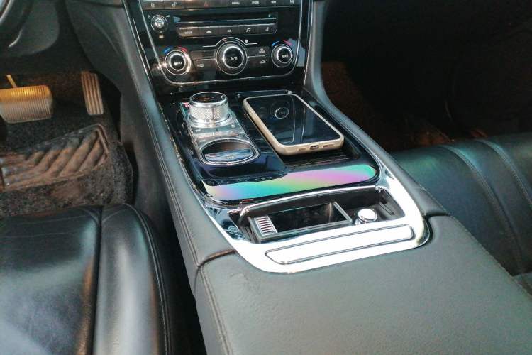 Used Jaguar XJ 2015 XJL 3.0 SC Four-Wheel Drive Panoramic Business Edition