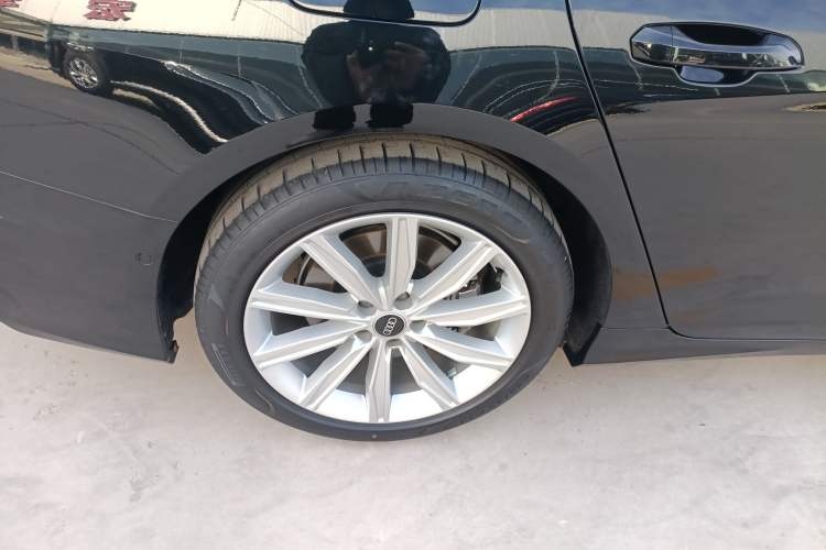 Used Audi A6L 2023 Revised 45 TFSI Prestige Dynamic Edition
