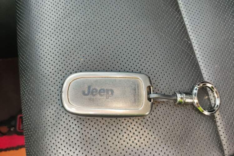 Used Jeep Grand Cherokee (Import) 2015 3.0L Elite Navigation Edition