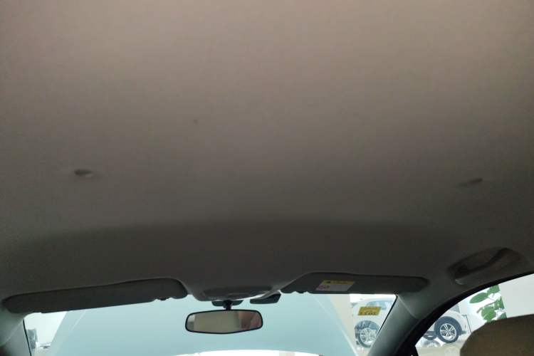 Used Chevrolet Lova RV 2016 1.5L Automatic Comfort Edition
