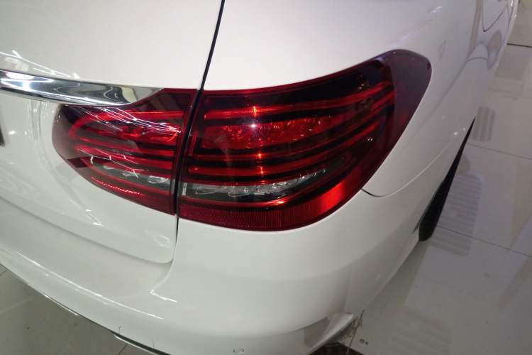 Used Mercedes-Benz C-Class 2020 Facelifted C 260 Estate
