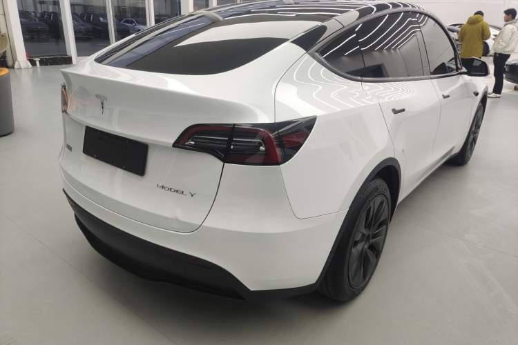 Used Tesla Model Y 2024 Rear-Wheel-Drive Version