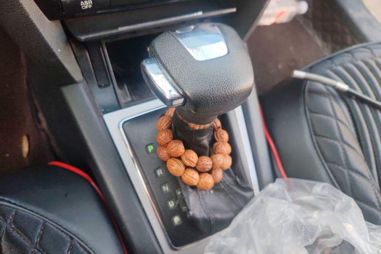 Used Skoda Octavia 2013 1.6L Fifth Anniversary Limited Edition
