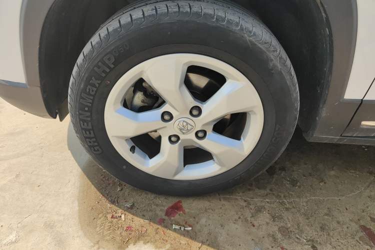 Used Baojun 510 2017 1.5L Manual Fashion Model
