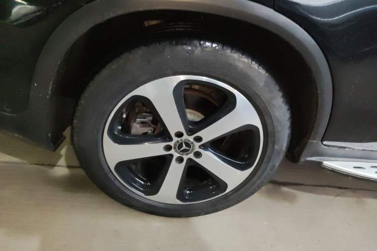 Used Mercedes-Benz GLC 2018 GLC 260 4MATIC Luxury Model