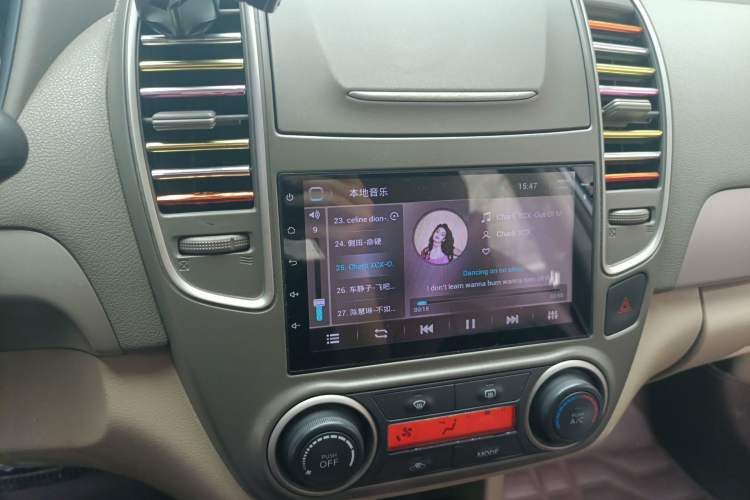 Used Nissan Sylphy 2016 Classic 1.6XE Automatic Leading Edition Audio And AC Panel