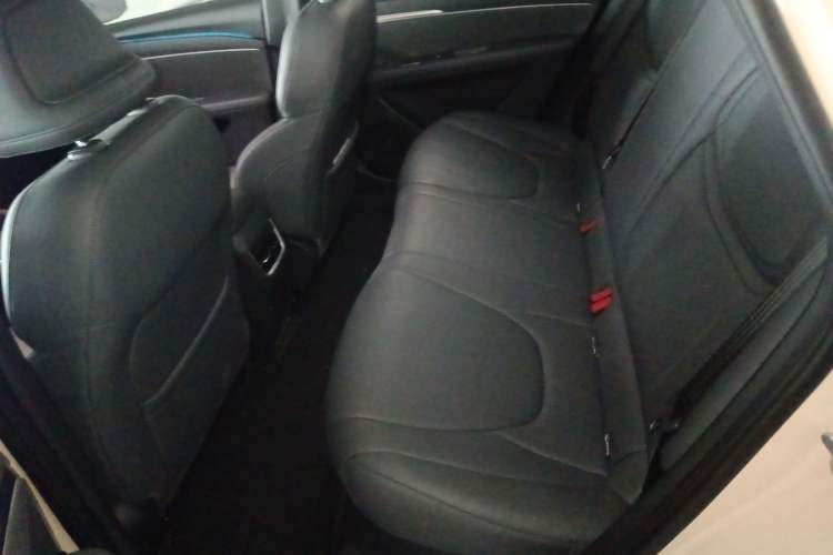 Used XPeng MONA M03 2025 600 with Ultra-Long Range Max Left Rear Seat