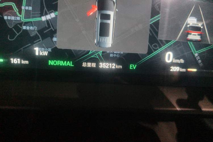 Used Denza D9 2022 DM-i 970 Four-Wheel Drive Prestige Model
