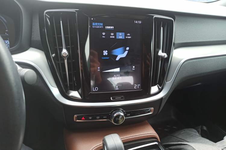 Used Volvo S60 New Energy 2021 T8 E-Drive Hybrid Four-Wheel Drive Smart Luxury Edition
