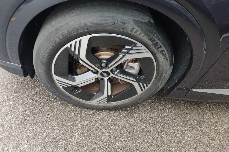 Used Audi Q4 e-tron 2023 50 e-tron quattro Visionary Edition