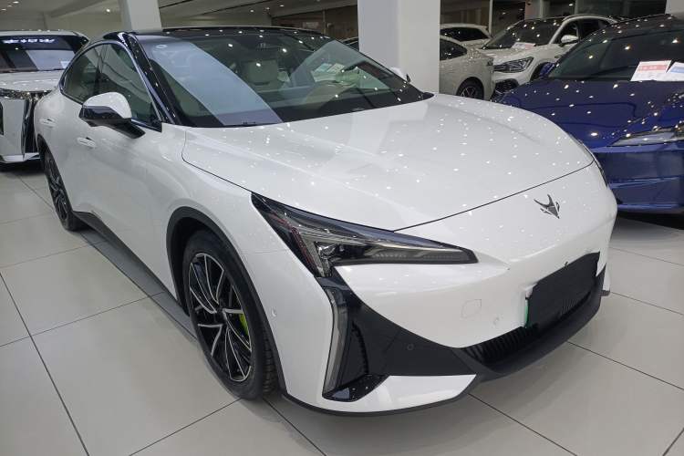 Used ARCFOX Alpha S5 2024 708MAX 200kW
