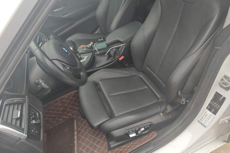 Used BMW 3 Series GT 2018 320i Sport Edition