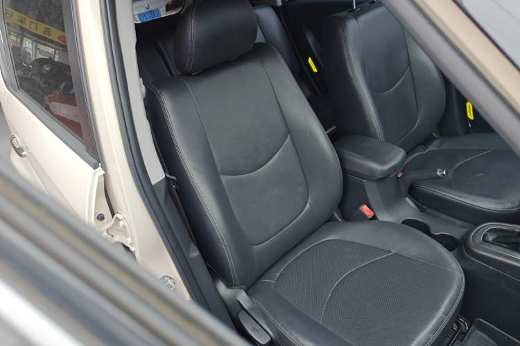 Used Kia Soul 2013 1.6L AT Premium
