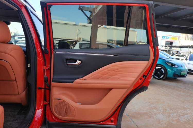 Used AION V 2024 Aion Tyrannosaurus 650 LiDAR Edition