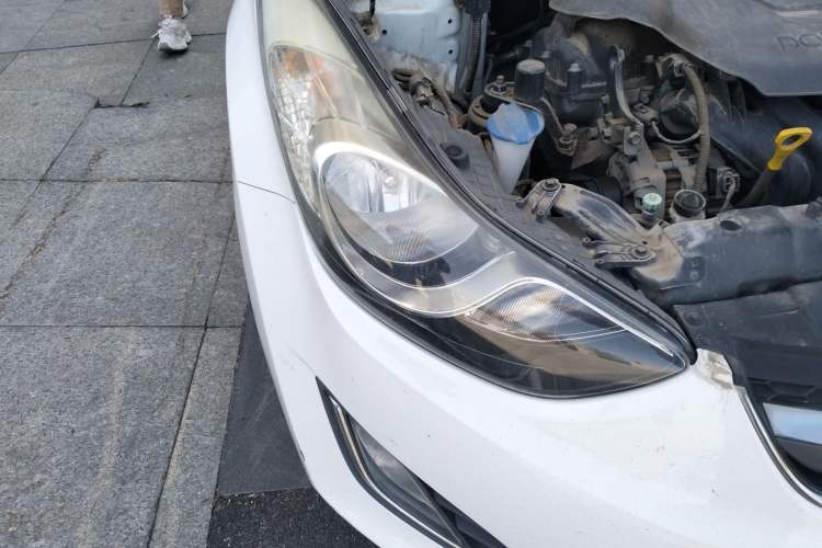 Used Hyundai Elantra (5th Generation / Langdong) 2015 1.6L Manual Fashion Edition
