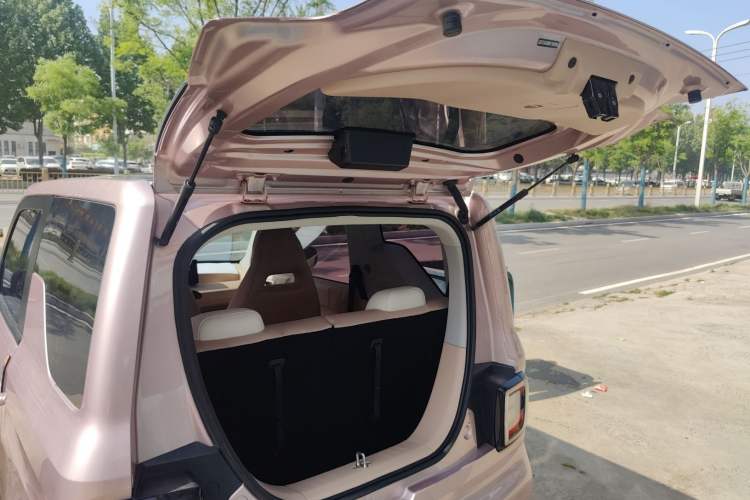 Used Geely Galaxy Panda 2023 Panda Mini 200km Endurance Bear Trunk