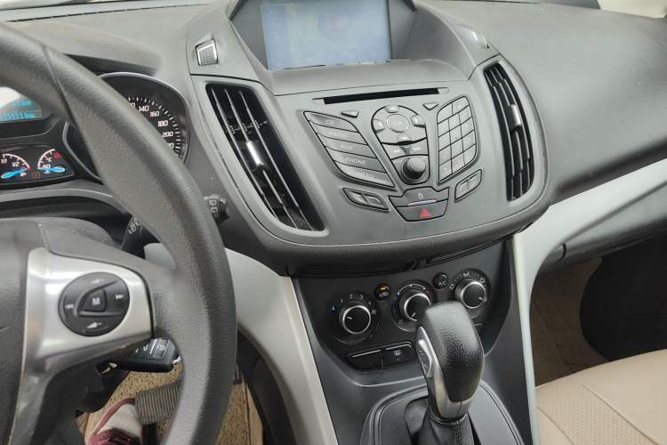 Used Ford Kuga 2013 1.6L GTDi Two-Wheel-Drive Comfort Model