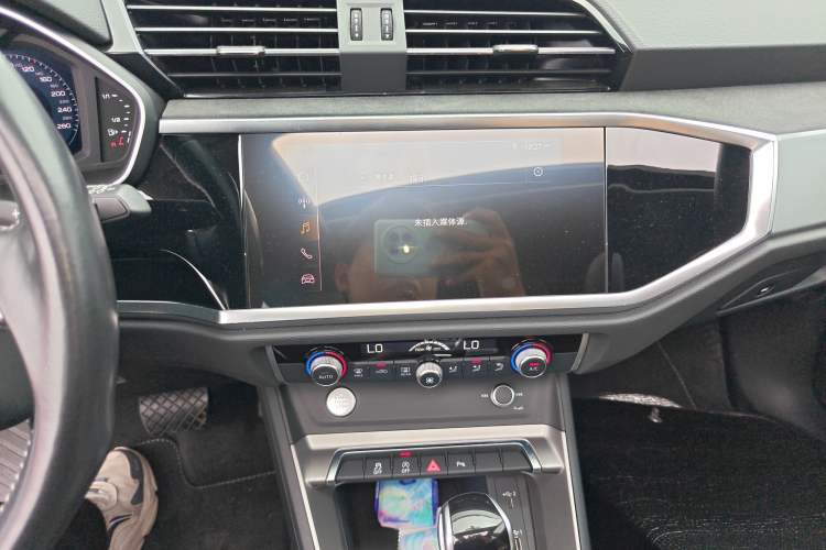 Used Audi Q3 2020 40 TFSI Fashion Dynamic Model
