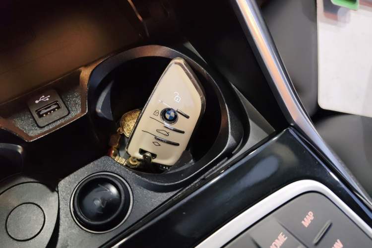 Used BMW 3 Series 2020 325Li First Edition Vehicle Key