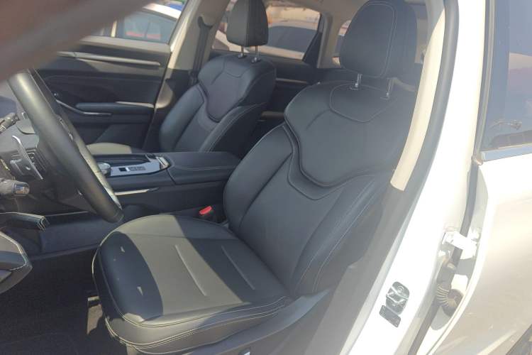 Used Haval H6 2024 1.5T Two-Wheel-Drive Classic Edition
