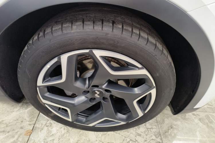 Used ONVO L60 2024 60 kWh Rear-Drive Version Right Front Seat