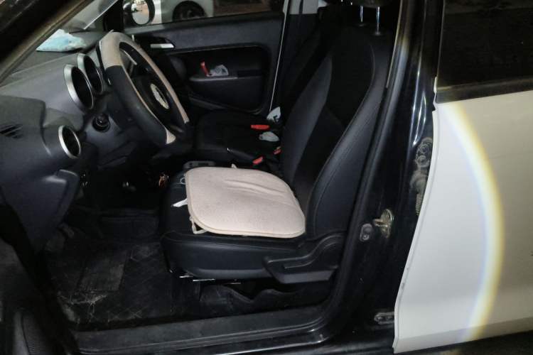 Used ORA Black Cat 2019 351 km Family Edition