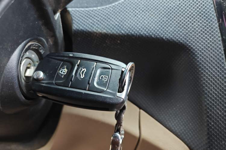 Used Wuling Hongguang 2014 1.5L S Comfort Model