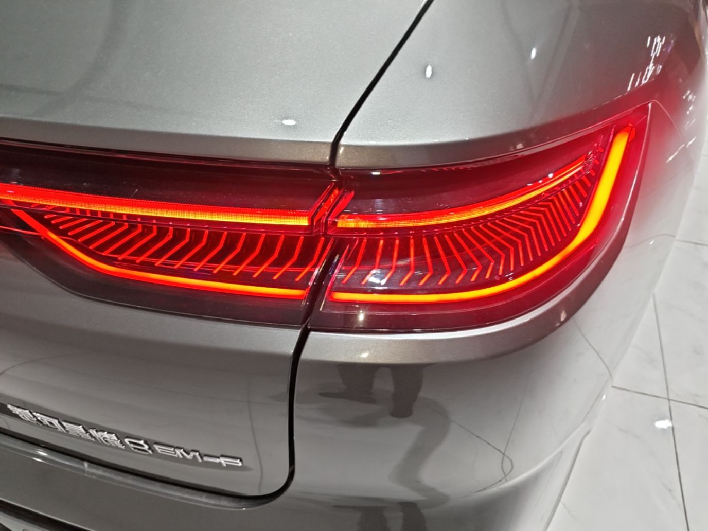 Geely Galaxy 8 2025 130km EM-P Starship Edition — снимка 9