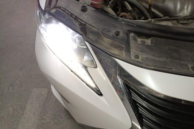 Used Lexus ES 2015 300h Luxury Edition
