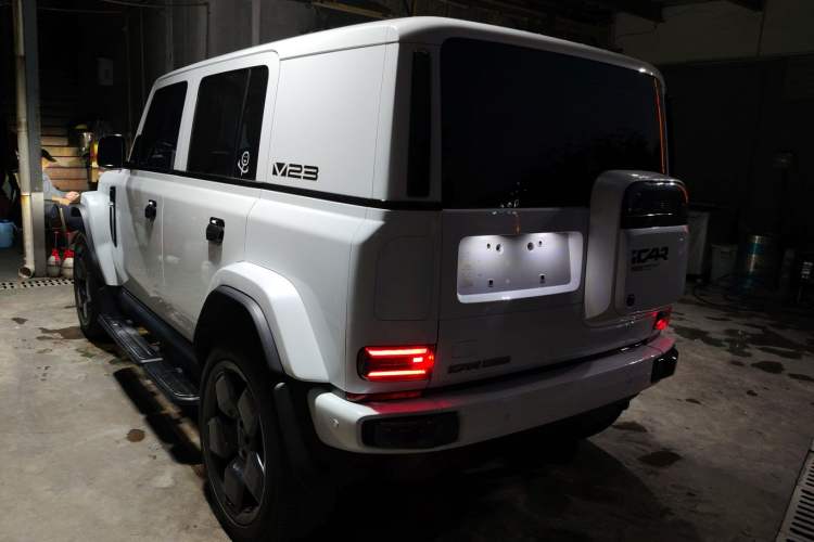 Used iCAR V23 2025 501 Four-Wheel Drive Intelligent Driving Version
