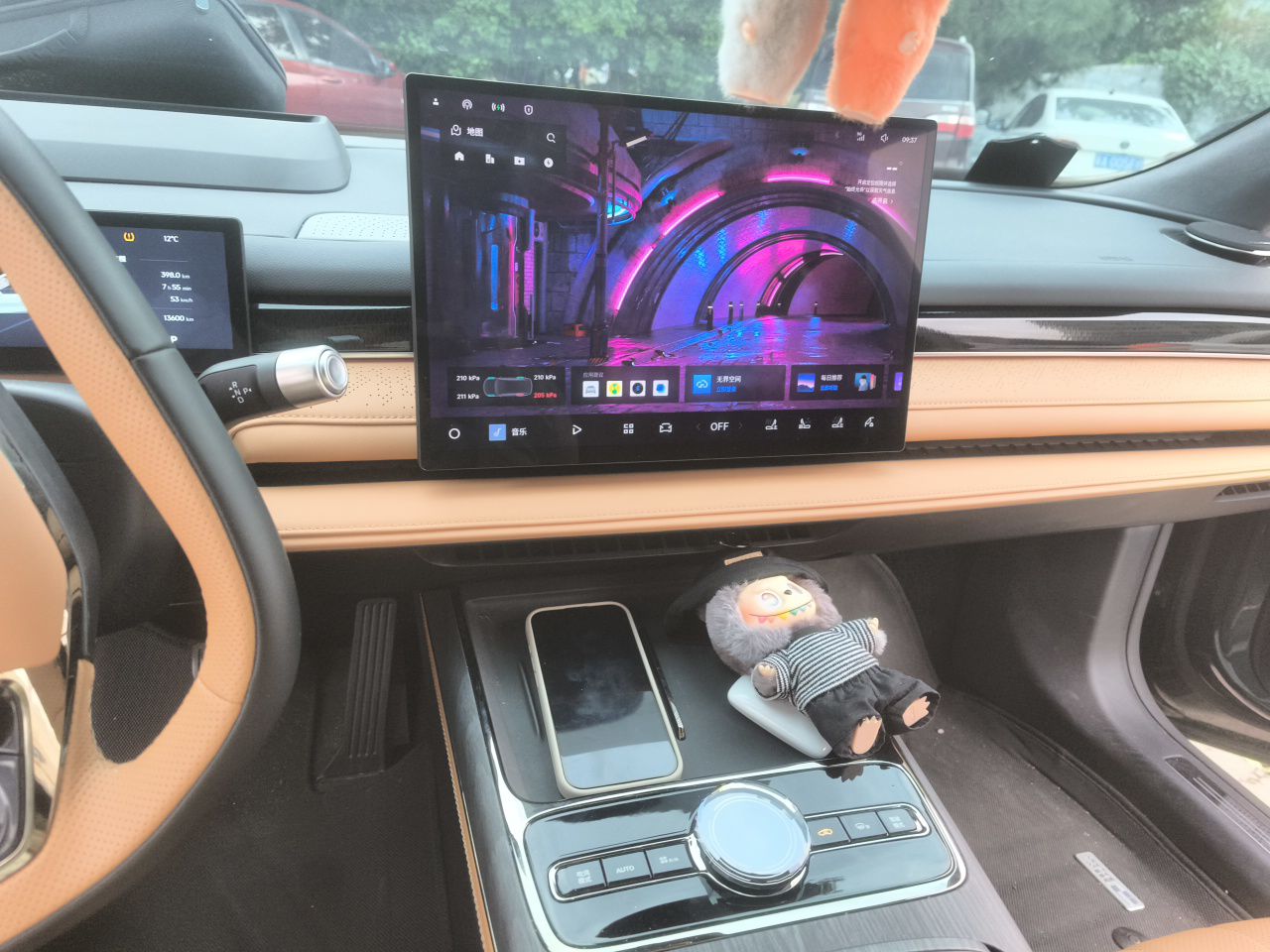 Geely Galaxy 8 2025 130km EM-P Starship Edition — снимка 13
