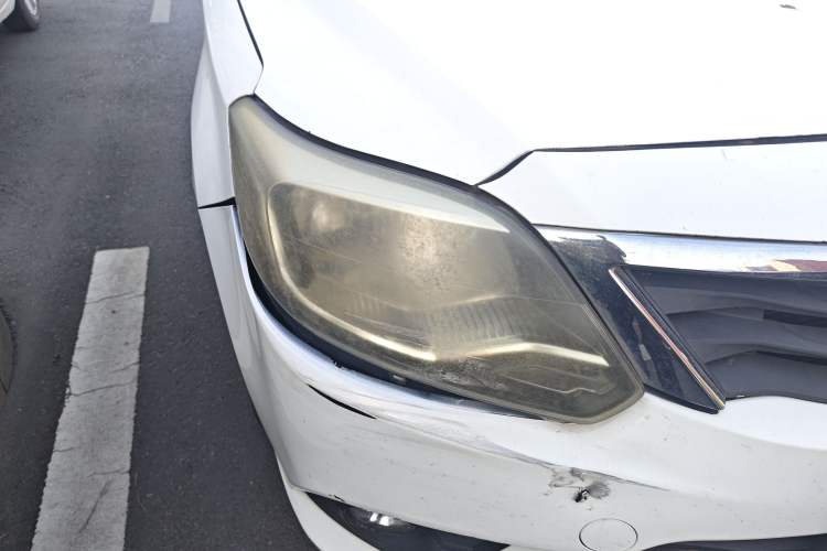 Used Changan Alsvin V3 2015 1.4L Manual Meiruan Model China V Standard