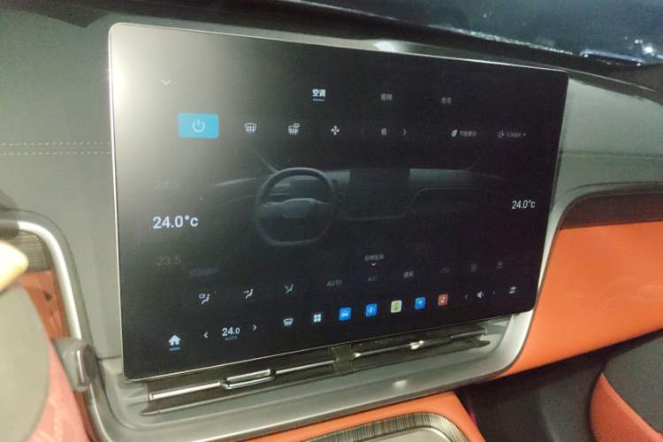 Used Dongfeng eπ eπ008 2024 636Max All-Electric Version 6 Seats