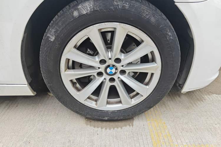 Used BMW 5 Series 2014 520i Elegant Edition