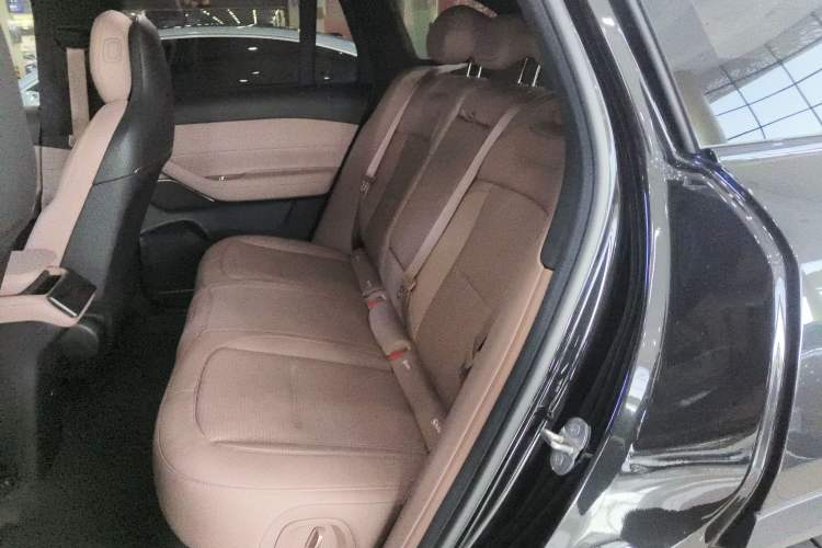 Used Nio ES6 2024 75 kWh