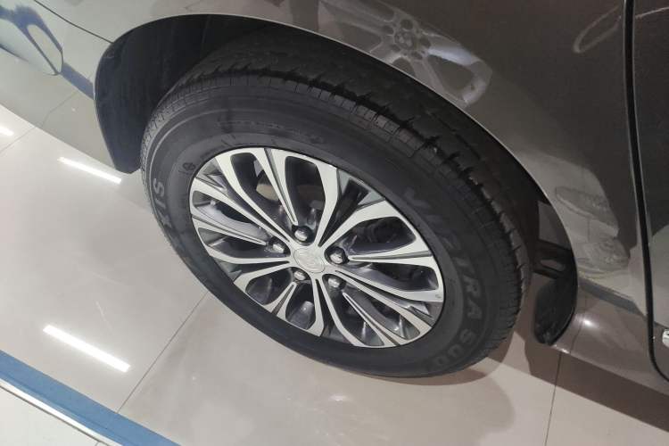 Used Buick GL8 2022 Land Business Class 652T Luxury Model
