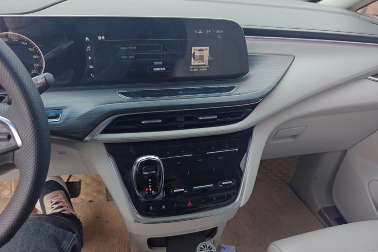 Used Buick GL8 2023 ES Lu Zun Deluxe and Yue Edition