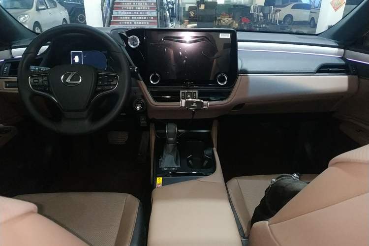 Used Lexus ES 2025 200 Premium Edition