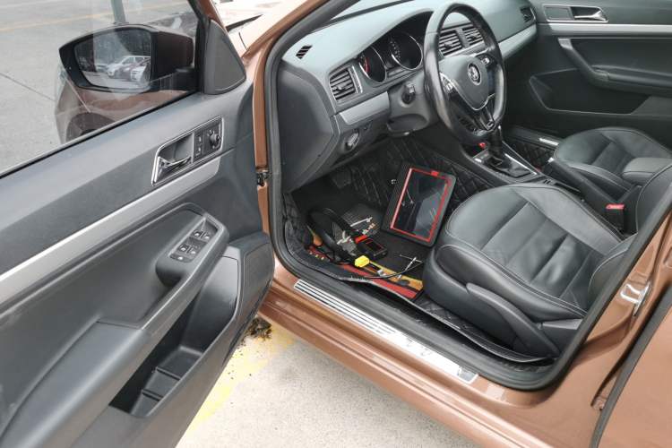 Used Volkswagen Gran Lavida 2017 230TSI DSG Comfort Edition