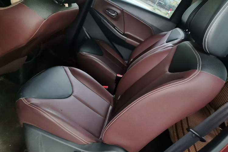 Used Venucia M50V 2017 1.6L XL CVT Luxury Edition Left Rear Seat