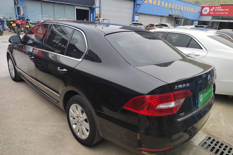 Used Skoda Superb 2015 1.8TSI Manual Shen Shi Edition
