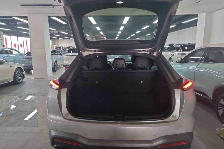 Used ONVO L60 2024 60 kWh Rear-Drive Version
