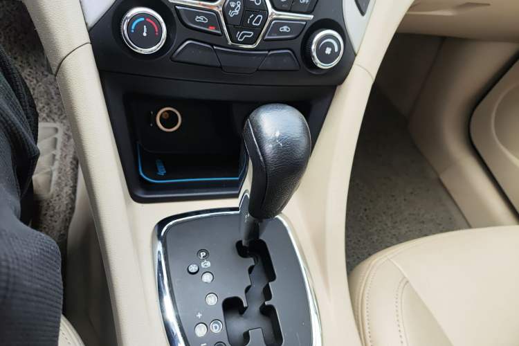 Used Chery Arrizo 7 2015 1.6L CVT ZhiShang Edition