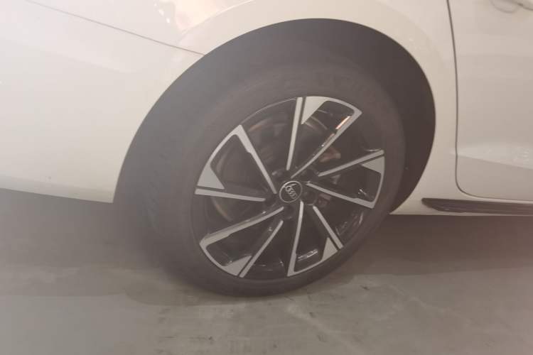 Used Audi A4L 2023 40 TFSI Luxury Dynamic Model