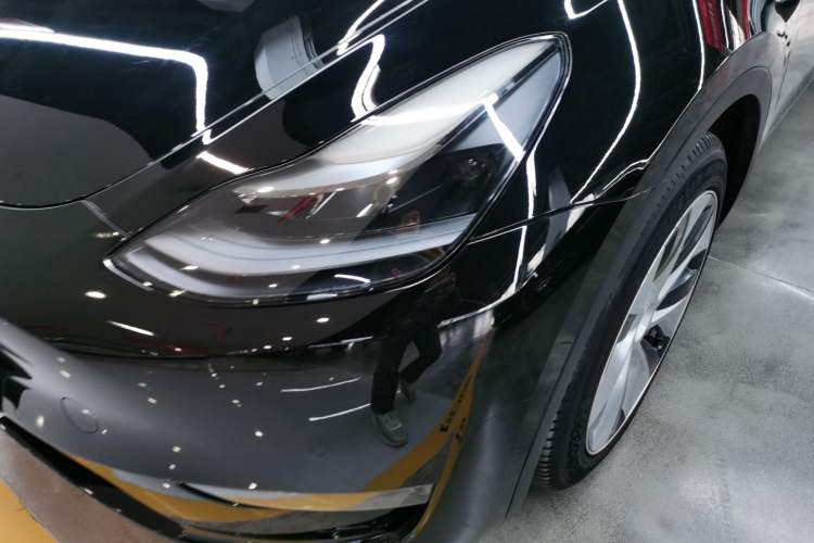 Used Tesla Model Y 2021 Standard Range Rear-Wheel Drive Version Left Front Headlight