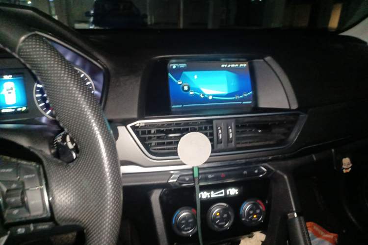 Used Haval H6 2017 Revised Red-Label Sport Version 1.5T Automatic Two-Wheel Drive Premium Edition
