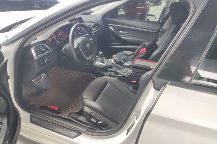 Used BMW 3 Series GT 2019 320i Sport Edition